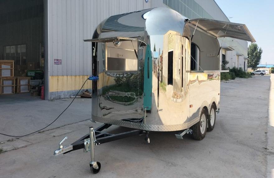 Airstream-Food-Trailer